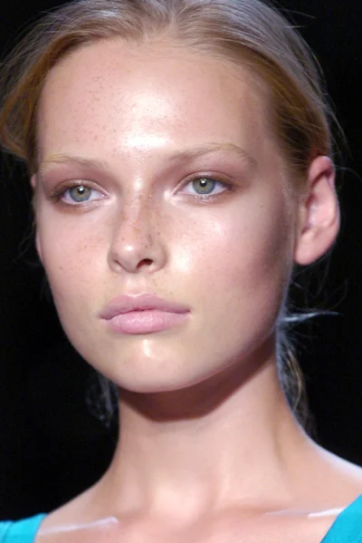 Look 16